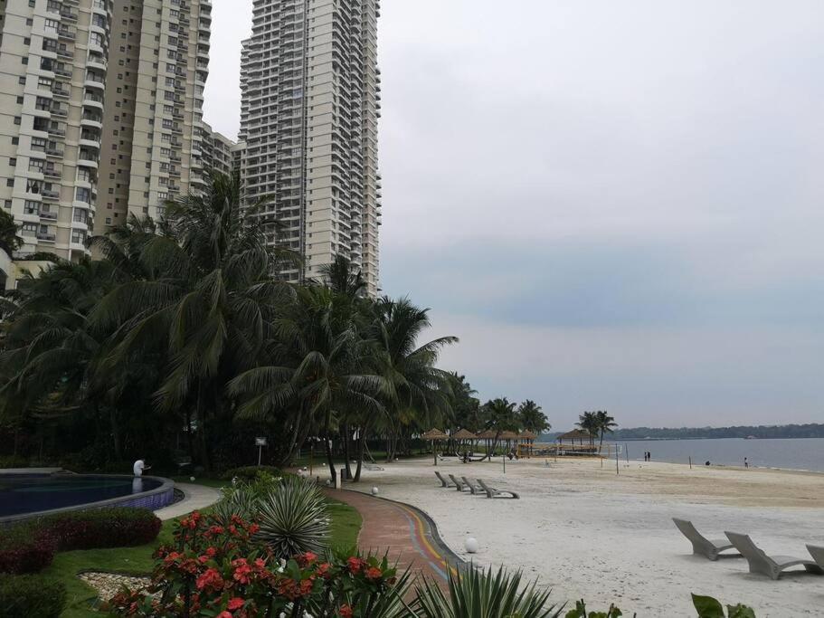 Country Garden Bay Point Homestay By Easyhomestay Johor Bahru Exterior photo
